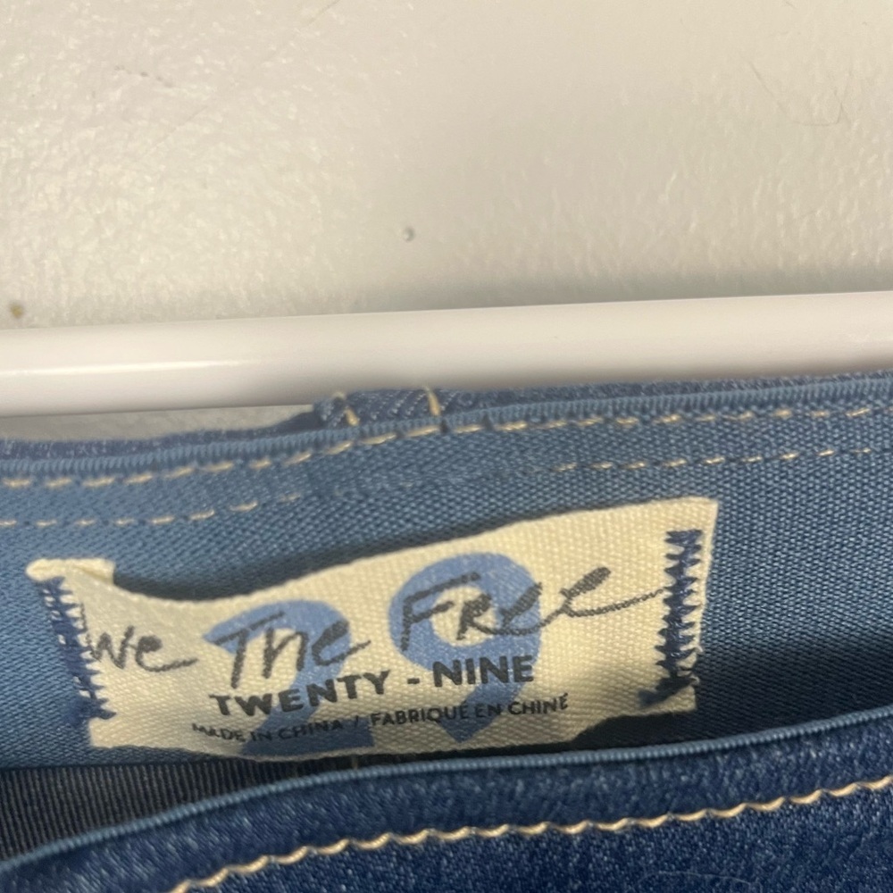 We the free Free People  PENNY PULL-ON FLARE JEANS blue motif size 29 new - Picture 3 of 8
